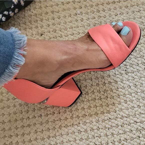 Alexander Wang "Abby" Flou Coral Leather Notch Cut Out Heel Sandals Sz 9/39 $675 - Picture 4 of 9